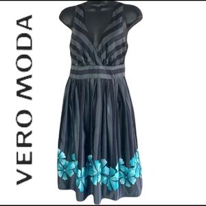 Vero Moda Grey/turquoise floral print sleeveless mini dress size 34
